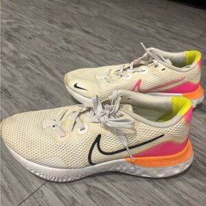 Nike Women's Cream and Pink Sneakers